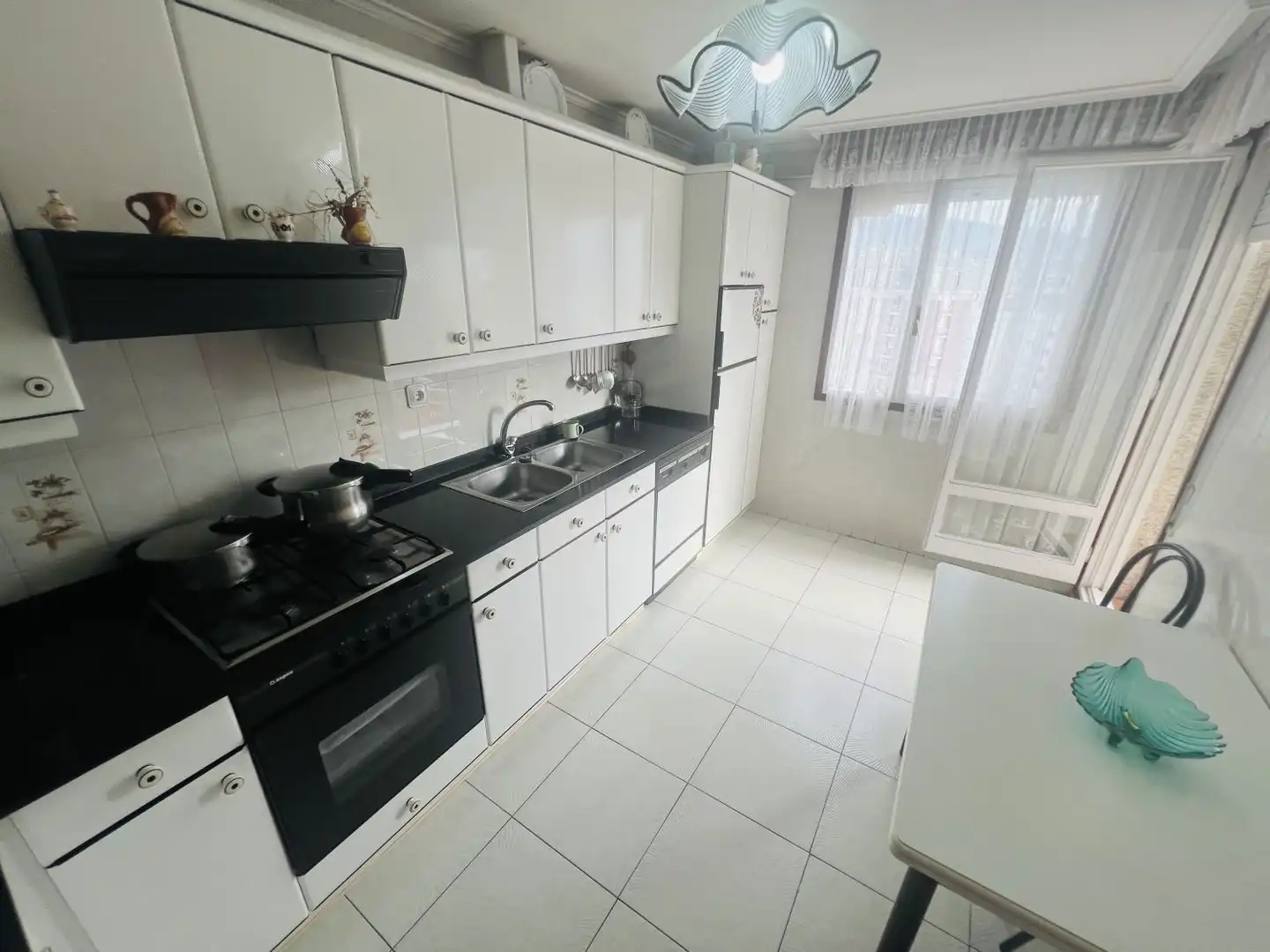 Küche von Wohnung zum Verkauf in Colindres mit Heizung, Terrasse und Abstellraum