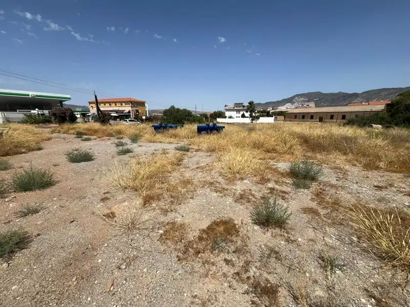 Terreno industrial en venta en Dúrcal