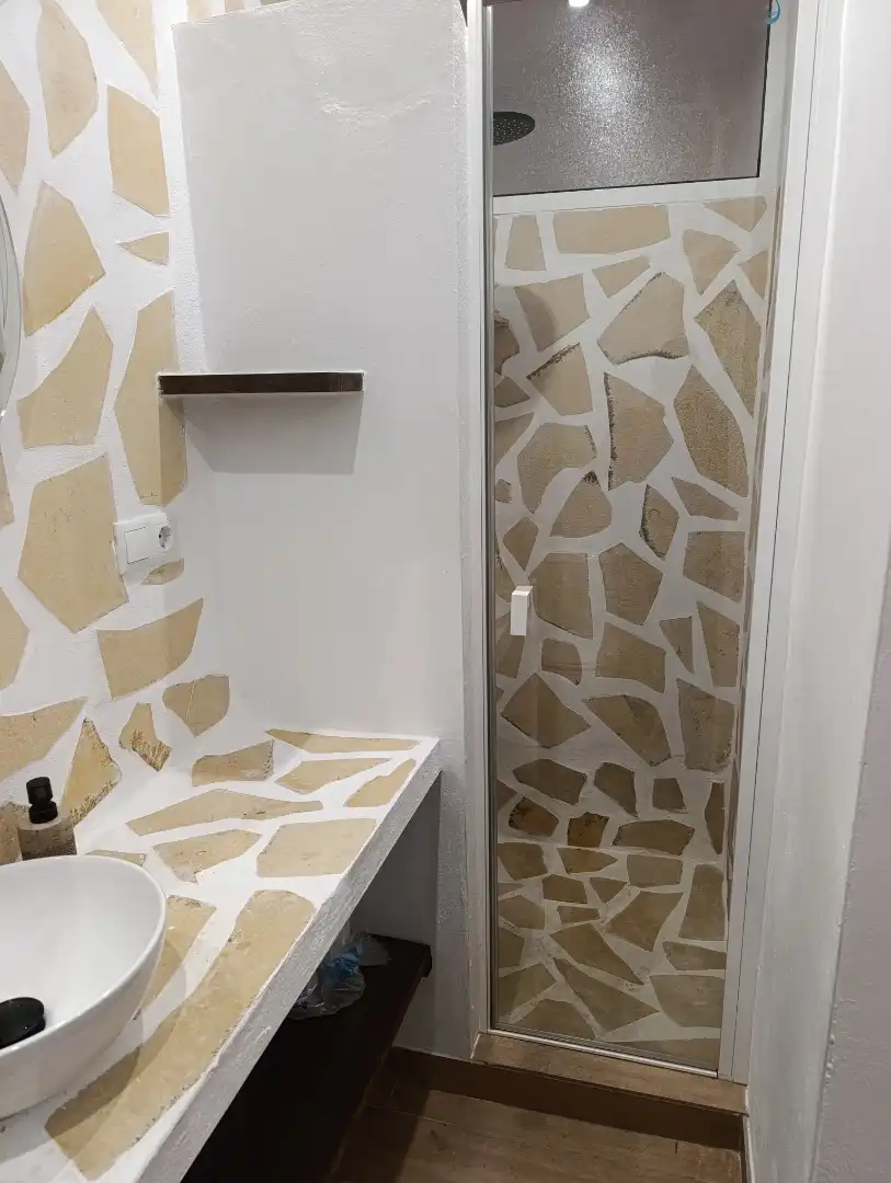 Baño de Piso para compartir en Baeza, Jaén