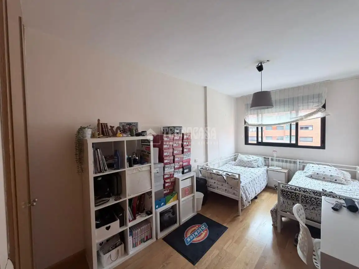 Habitación de Piso en venta en Madrid con Aire acondicionado, Calefacción y Trastero