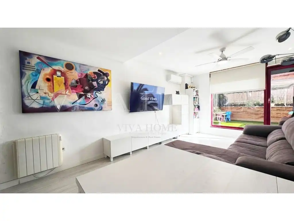Flat with lift for sale in Carretera Vicalvaro Estac O'donnell