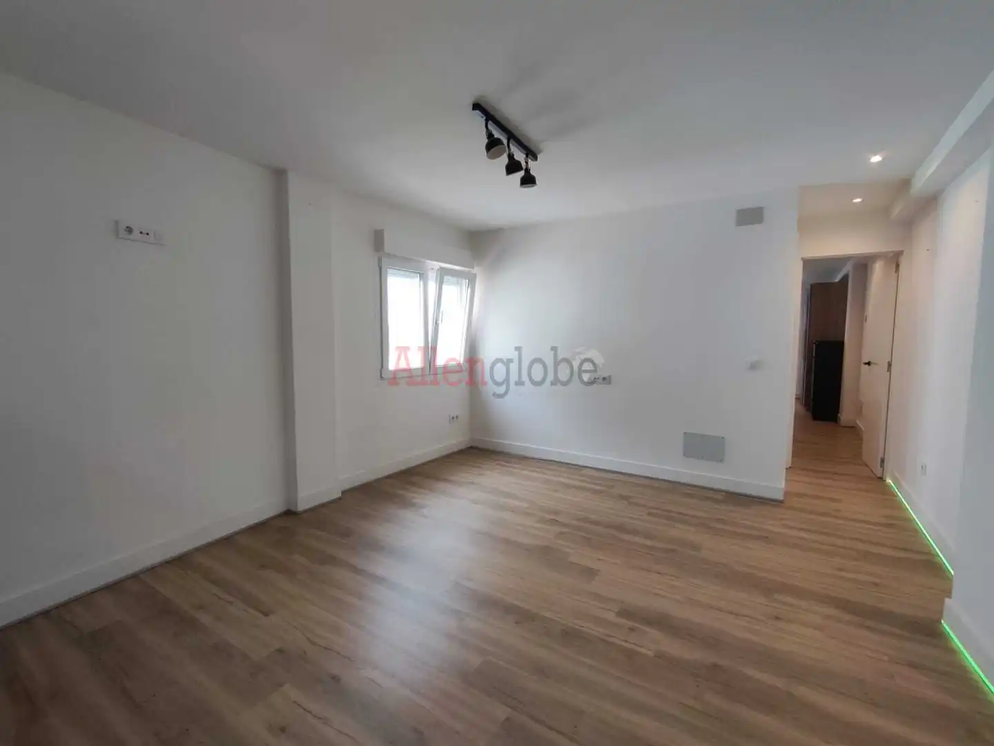 Wohnung zum Verkauf in Oviedo  mit Heizung
