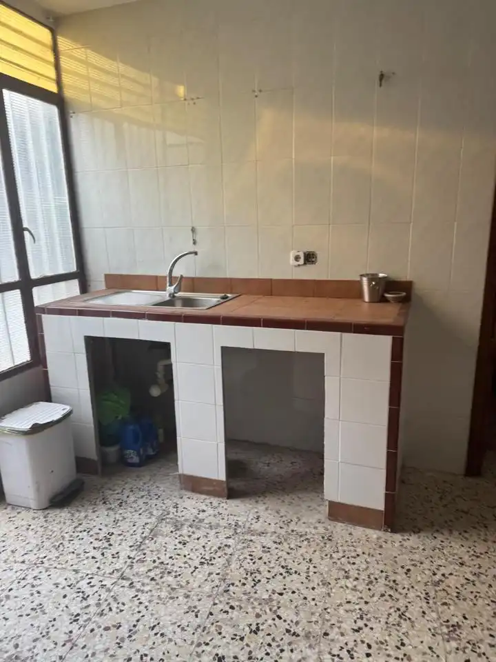 Cocina de Casa o chalet en venta en Brenes con Terraza y Trastero