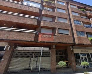 Vista exterior de Pis en venda en Ribadavia amb Calefacció, Parquet i Traster