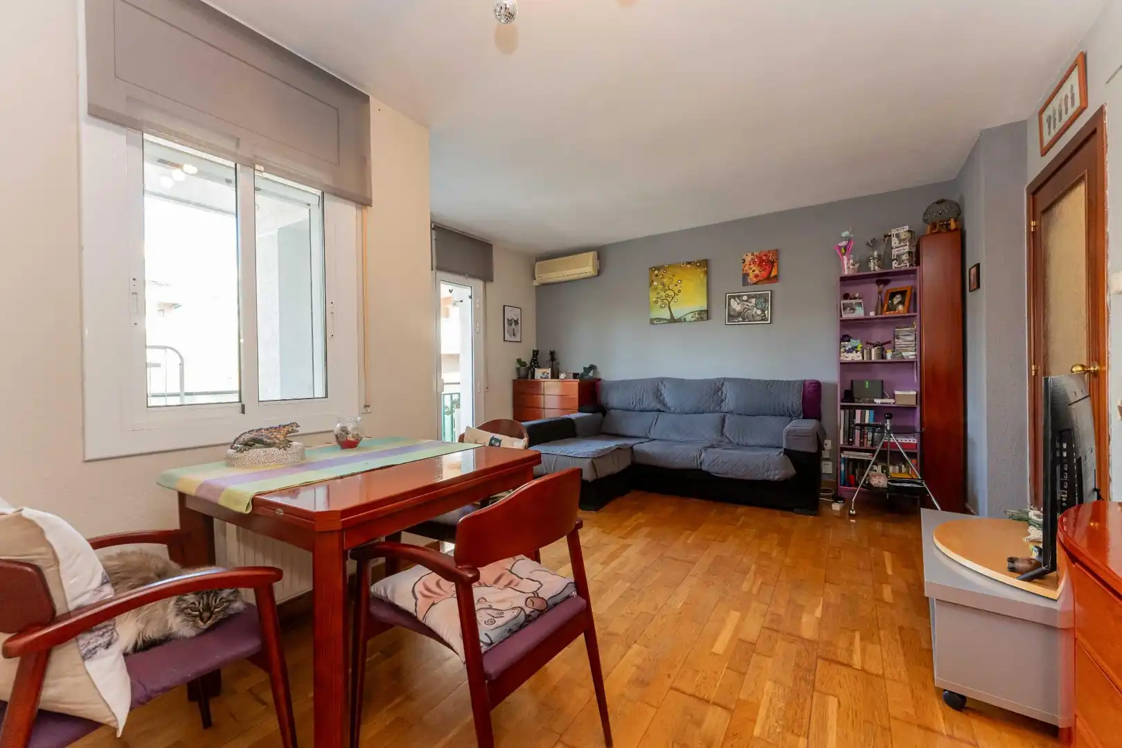 Wohnzimmer von Wohnung zum Verkauf in Gavà mit Klimaanlage, Heizung und Parkett