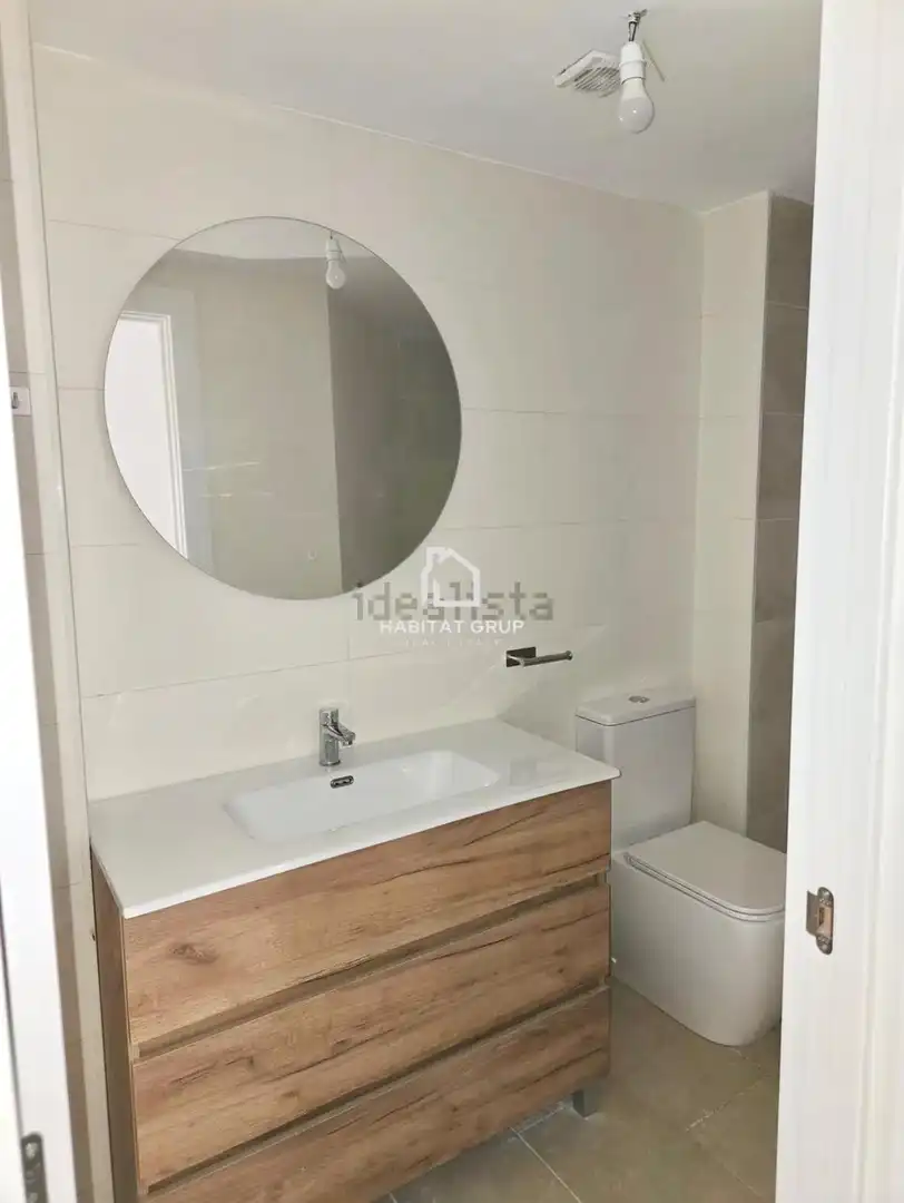 Baño de Piso en venta en L'Arboç con Aire acondicionado, Calefacción y Terraza