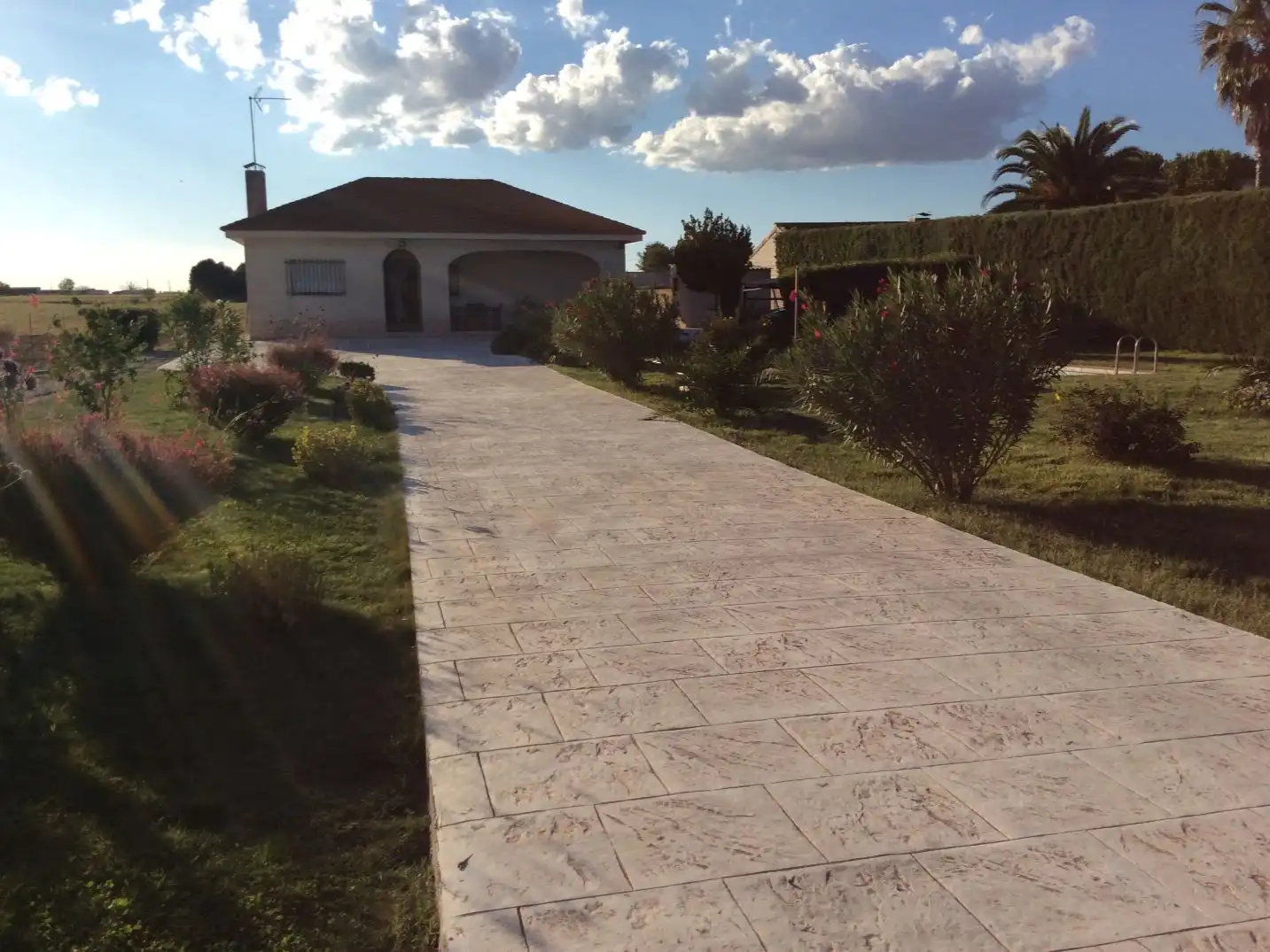Vista exterior de Casa o xalet en venda en Cubas de la Sagra amb Aire condicionat i Piscina