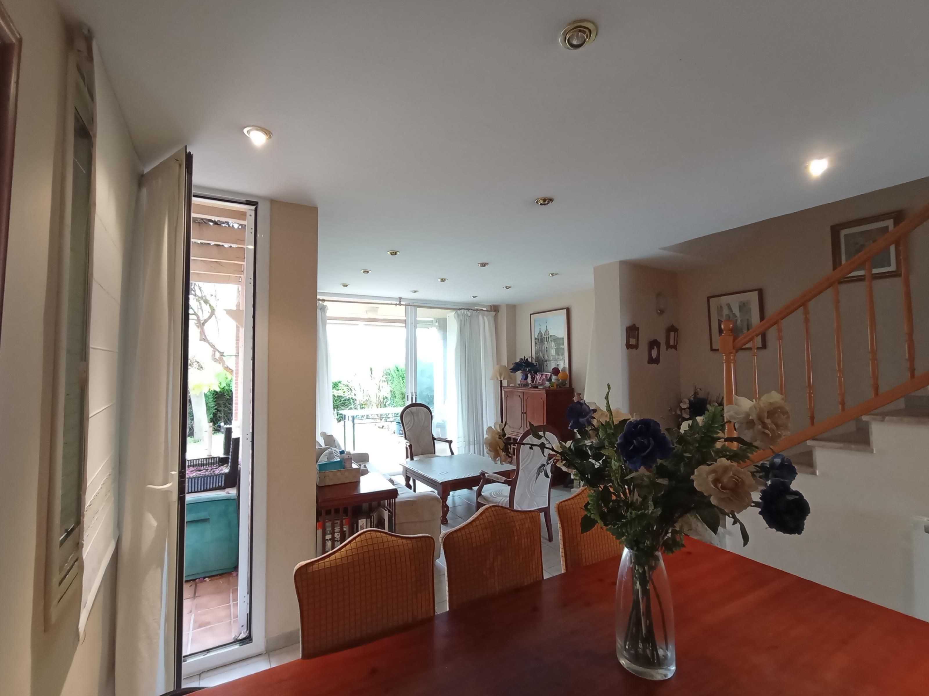 Menjador de Casa adosada en venda en  Tarragona Capital amb Aire condicionat, Calefacció i Jardí privat