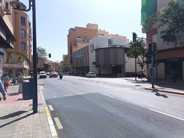 Local comercial en Alquiler en Florida Alta