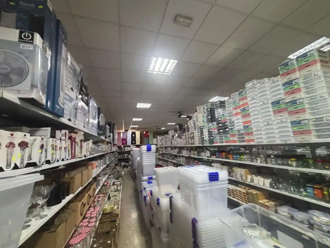 Business premises for sale in Av. Vivar Téllez, imagen 4