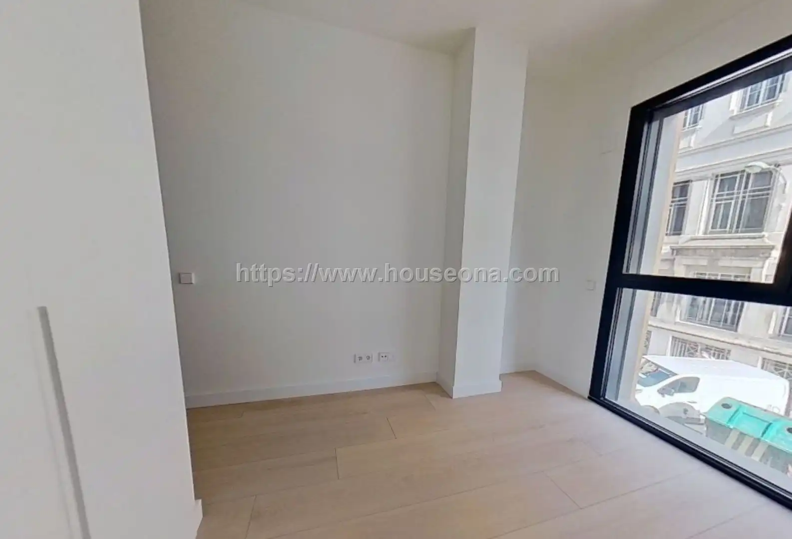 Piso de alquiler en Bilbao  con Terraza, Trastero y Balcón