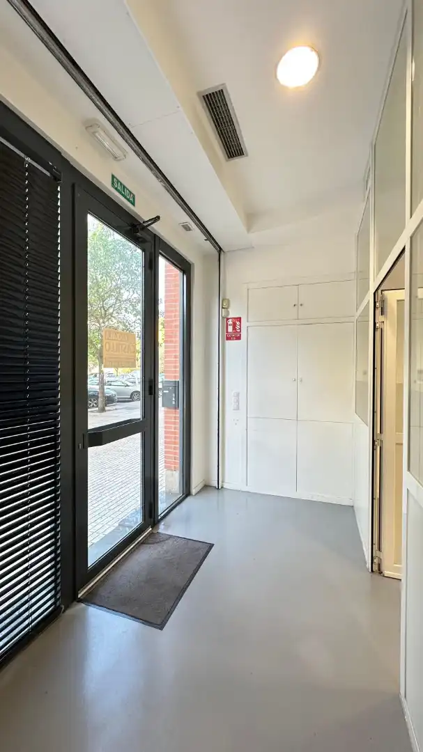 Local de alquiler en Burgos con Calefacción y Alarma