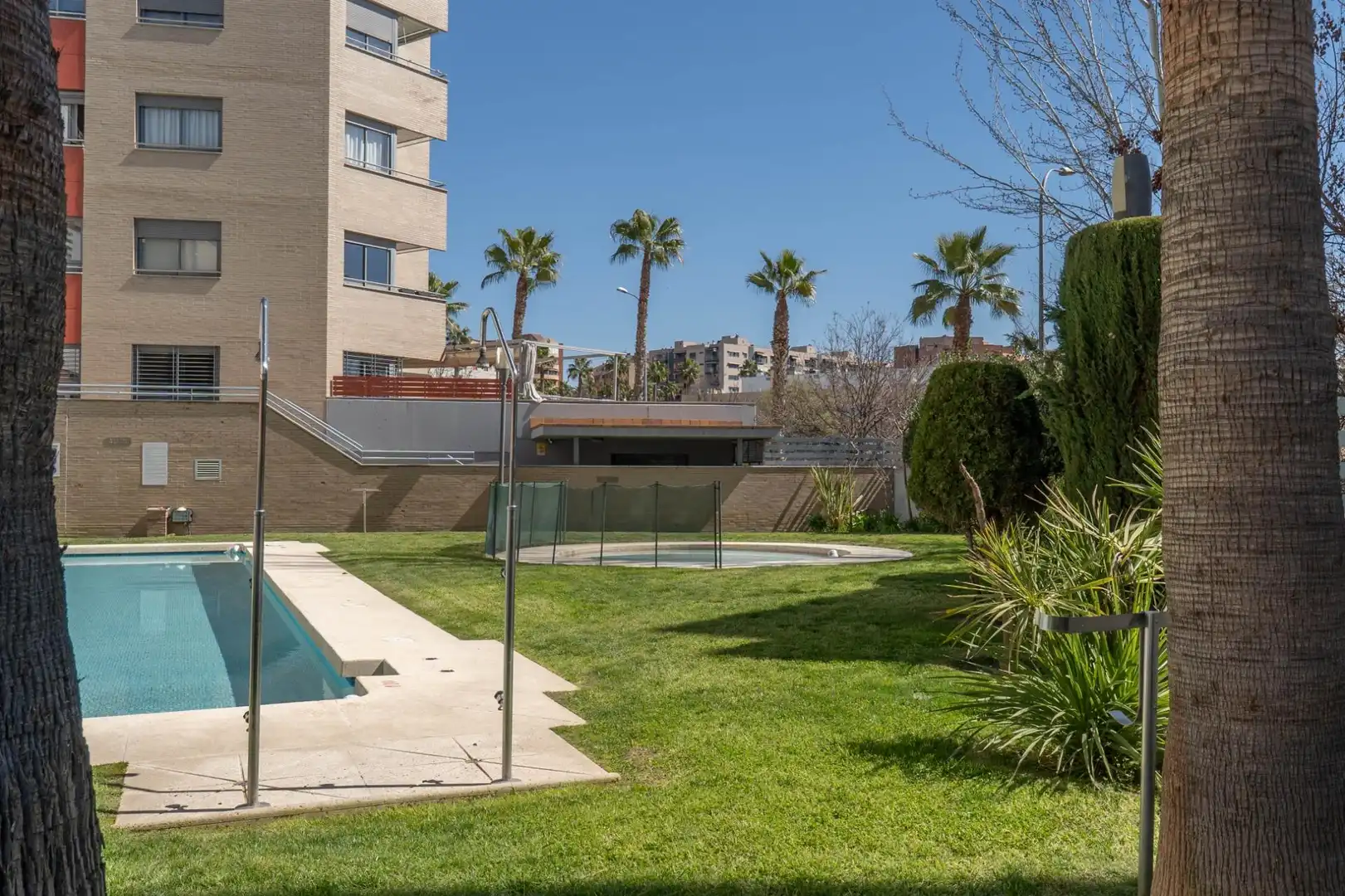 Swimming pool of Flat for sale in Granada  with Air Conditioner, Heating and Private garden