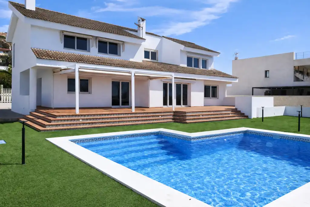 Piscina de Casa o xalet en venda en El Ejido