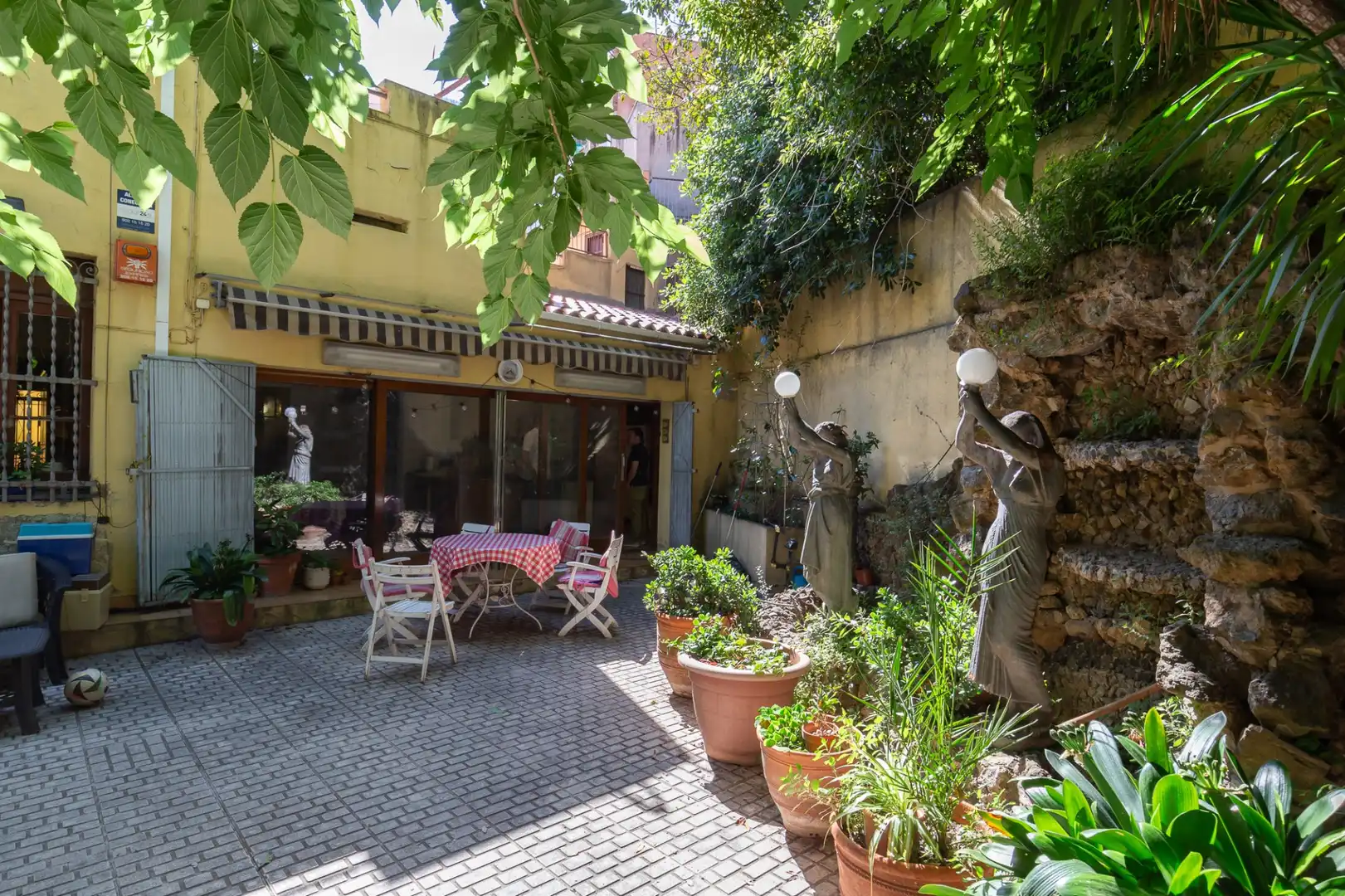 Terrassa de Casa adosada en venda en Barcelona amb Terrassa i Traster