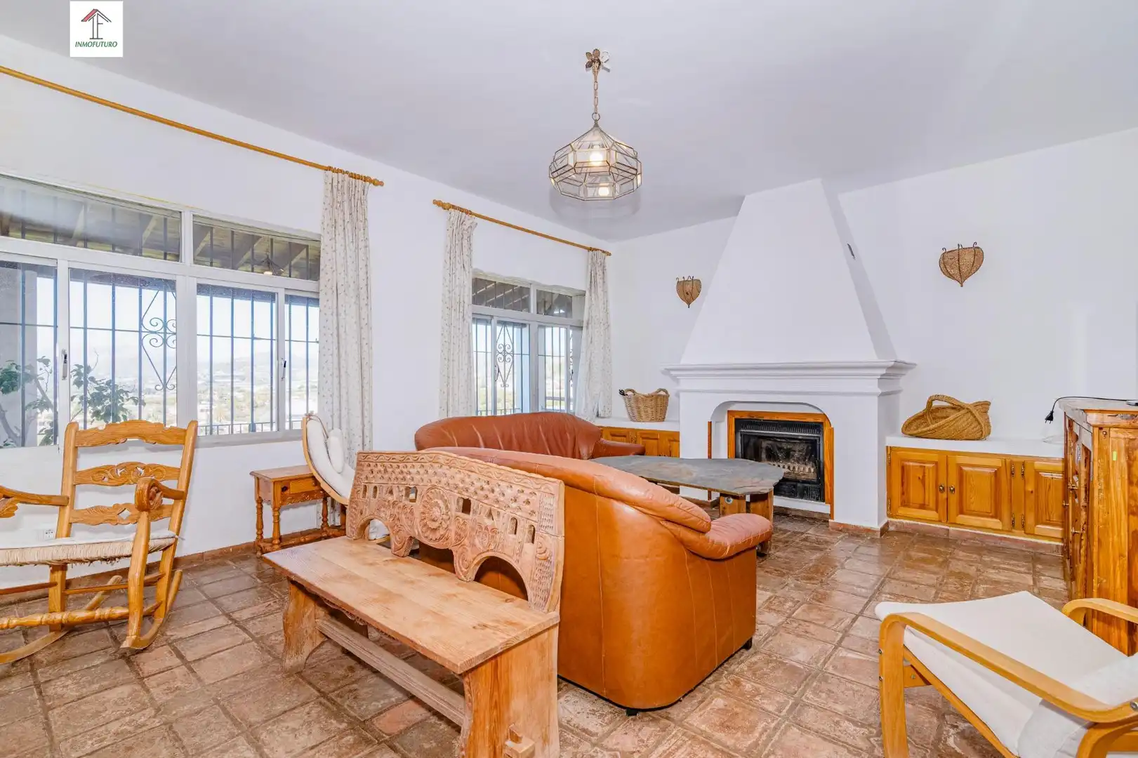 Sala de estar de Casa o chalet en venta en Motril con Jardín privado, Terraza y Piscina