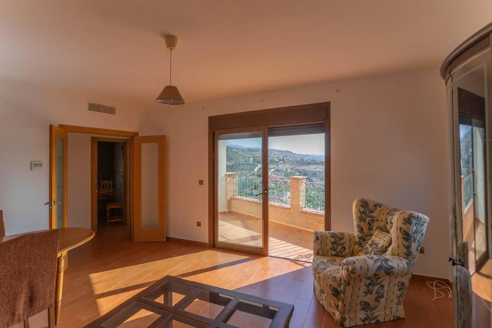 Flat for rent in Tolox