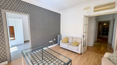 Foto 2 de Piso en venta en Carrer Industria, El Camp d'en Grassot i Gràcia Nova, Barcelona Capital