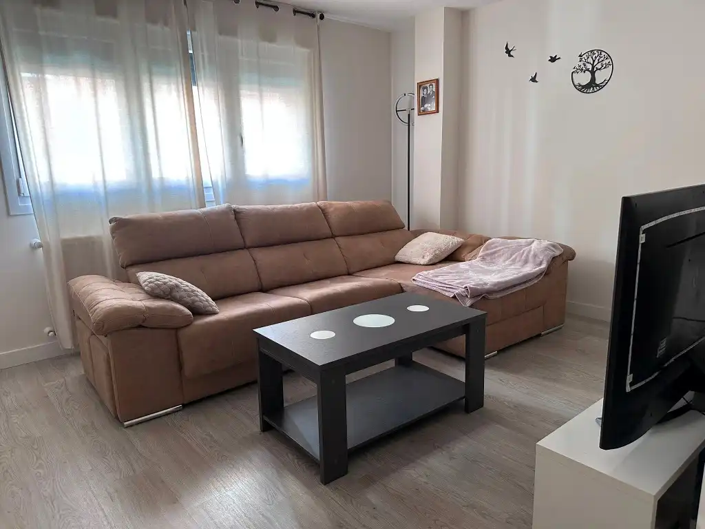 Sala d'estar de Pis en venda en Llano