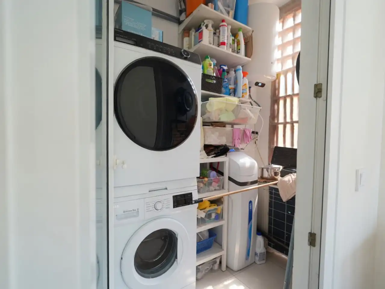 Cocina de Planta baja en venta en Marbella con Aire acondicionado, Calefacción y Jardín privado