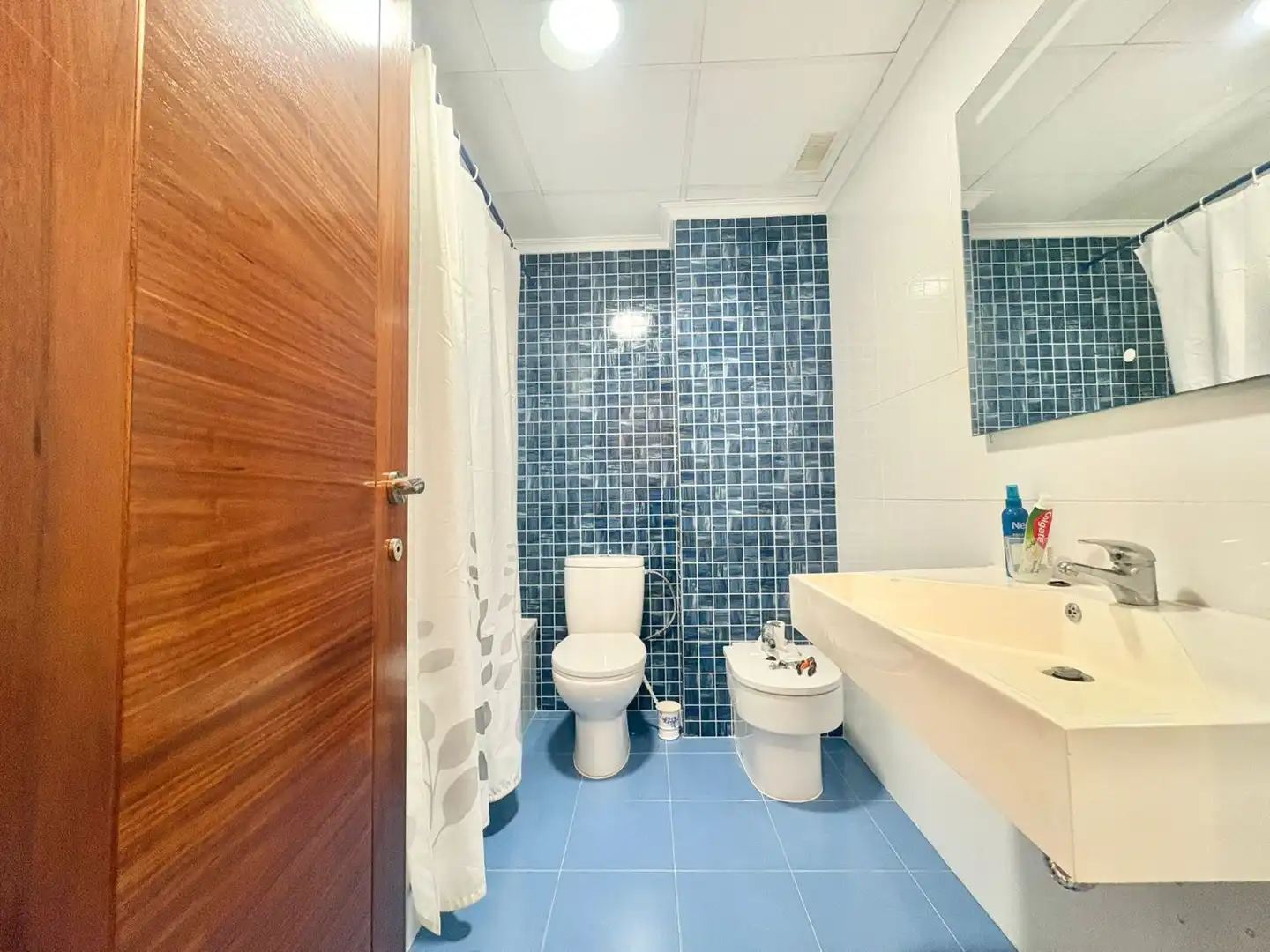 Bathroom of Houses for sale in Sueca  with Air Conditioner, Heating and Parquet flooring