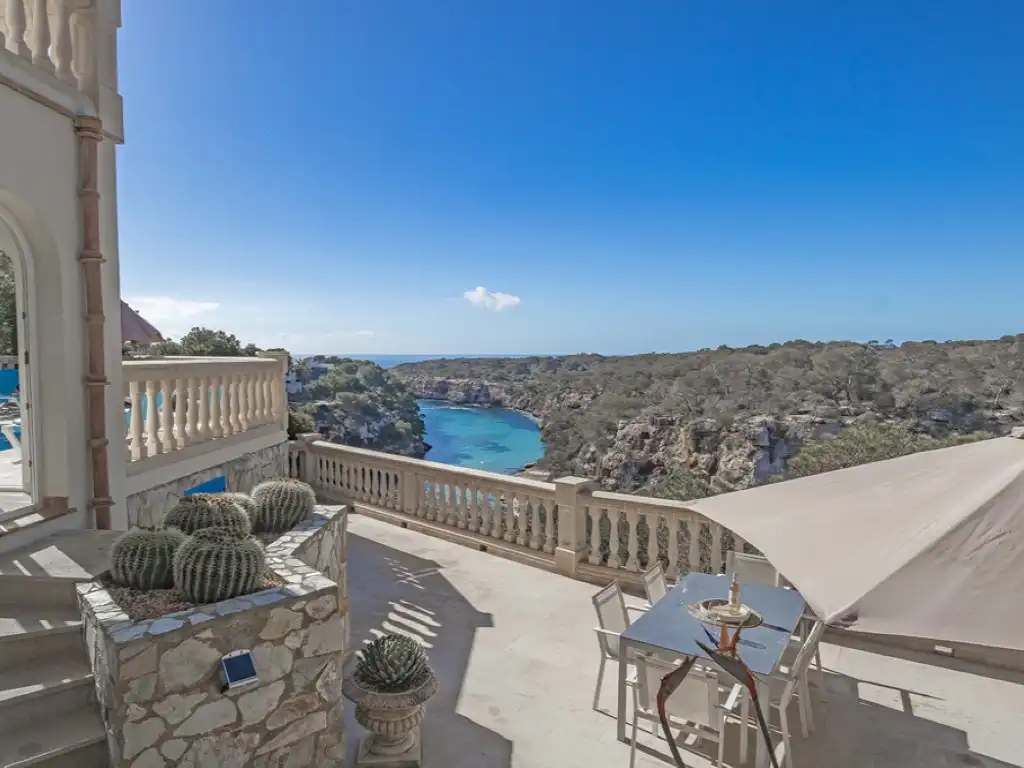 Casa amb terrassa en venda a Cala Pi - Vallgornera, imagen 2