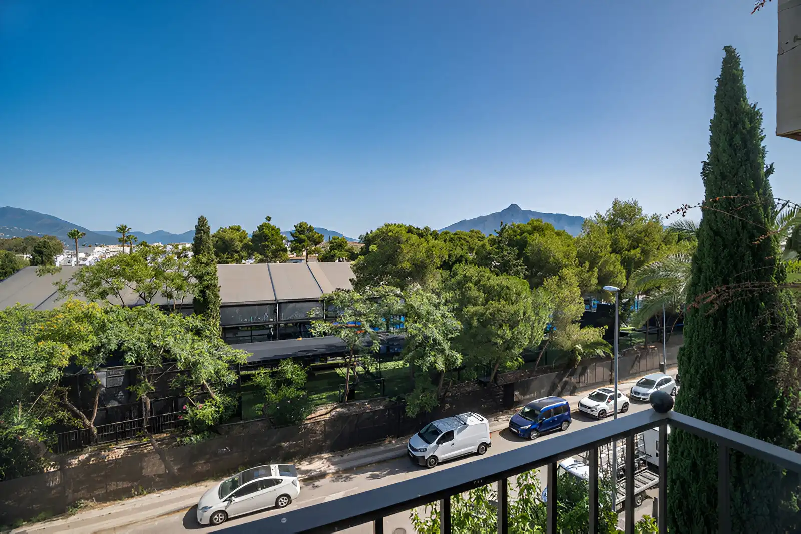 Penthouse with pool for sale in Nueva Andalucía, imagen 17