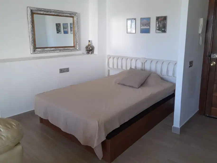 Estudio de alquiler en Marbella, Málaga