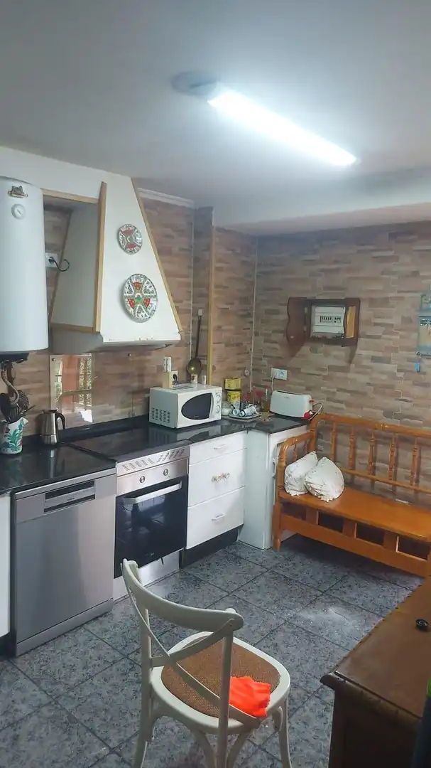 Kitchen of Houses for sale in Puente de Domingo Flórez  with Heating