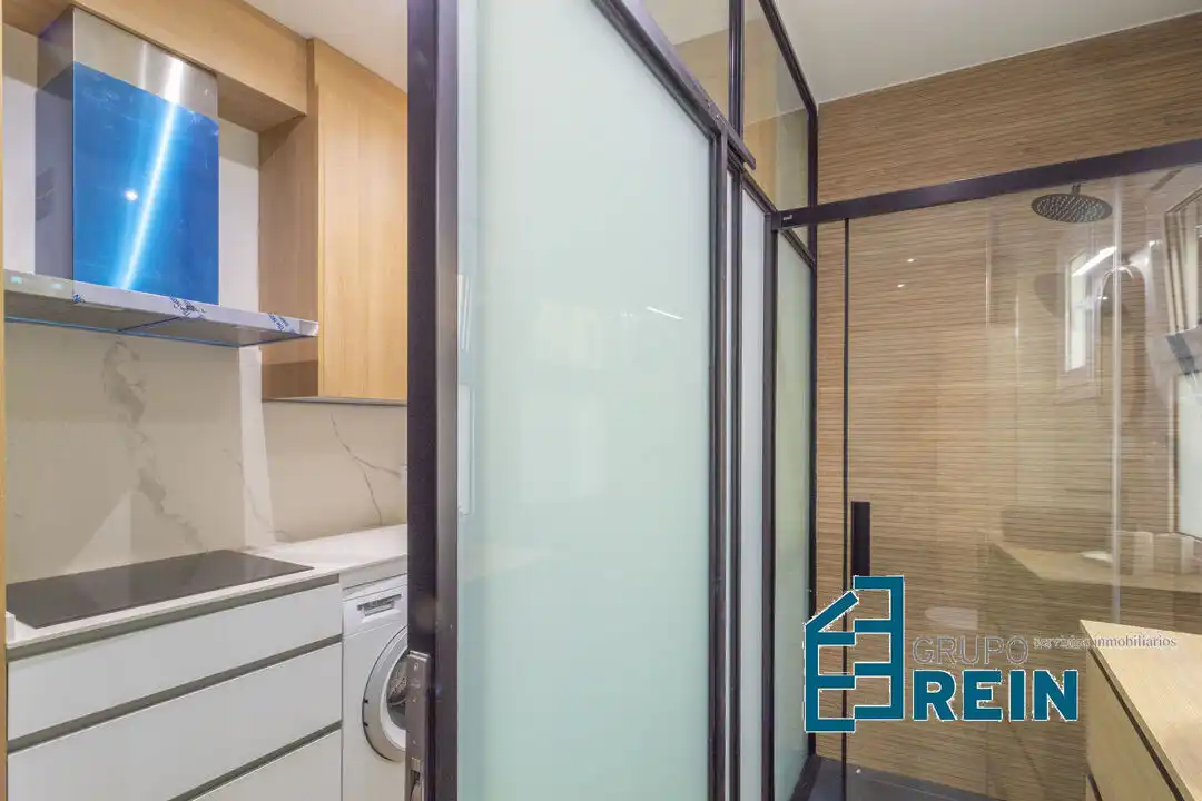 Flat for rent in Paseo de Santa María de la Cabeza, Acacias