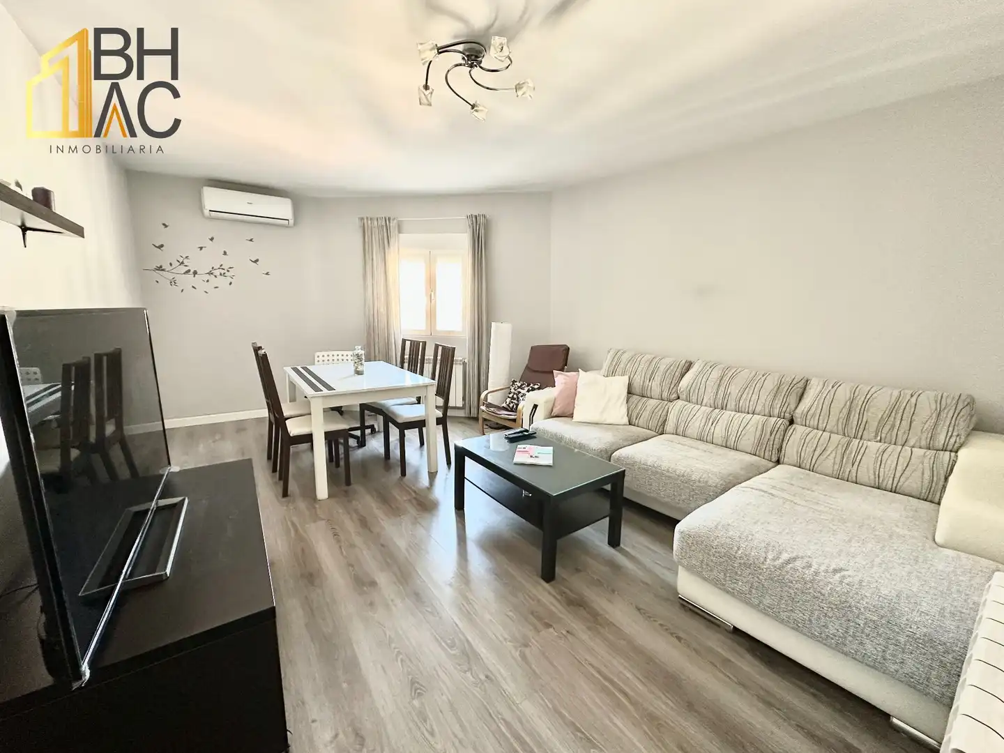 Wohnzimmer von Wohnung zum Verkauf in Getafe mit Klimaanlage, Heizung und Terrasse