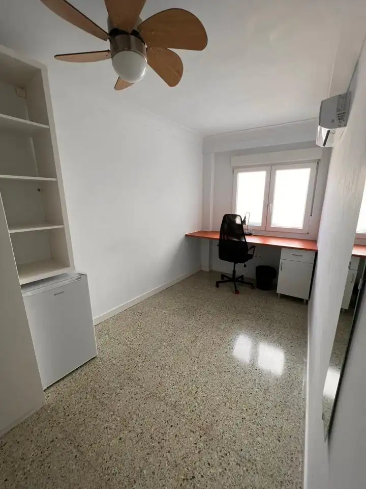 Flat for sale in De Miguel Servet, La Granja