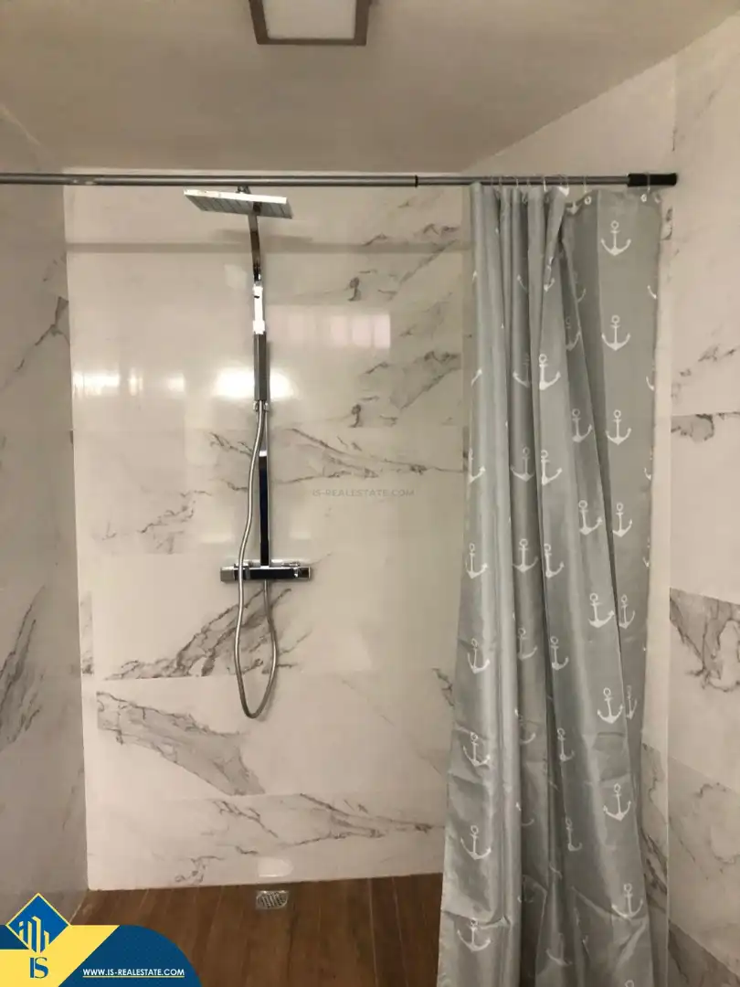 Badezimmer von Haus oder Chalet zur Miete in Torrevieja mit Klimaanlage, Terrasse und Schwimmbad