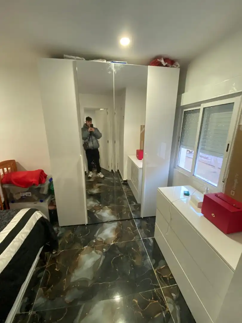 Bany de Pis en venda en Valencia amb Aire condicionat i Balcó