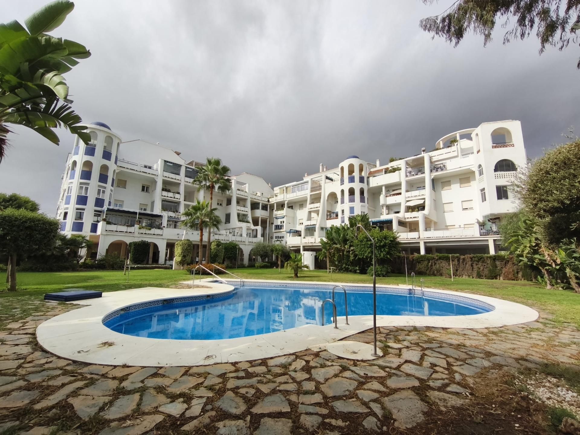 Exterior view of Flat for sale in Torremolinos  with Air Conditioner, Private garden and Terrace