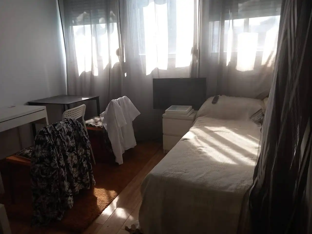 Dormitori de Casa o xalet en venda en Alcalá de Guadaira amb Aire condicionat, Calefacció i Jardí privat