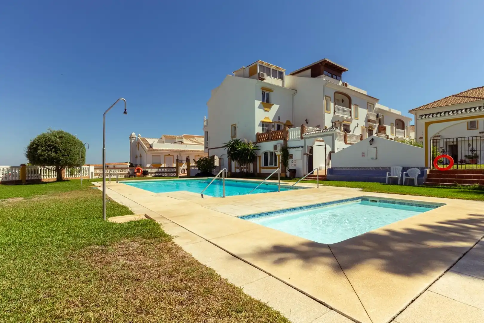 Casa aparellada amb terrassa en venda a Torremuelle, imagen 7