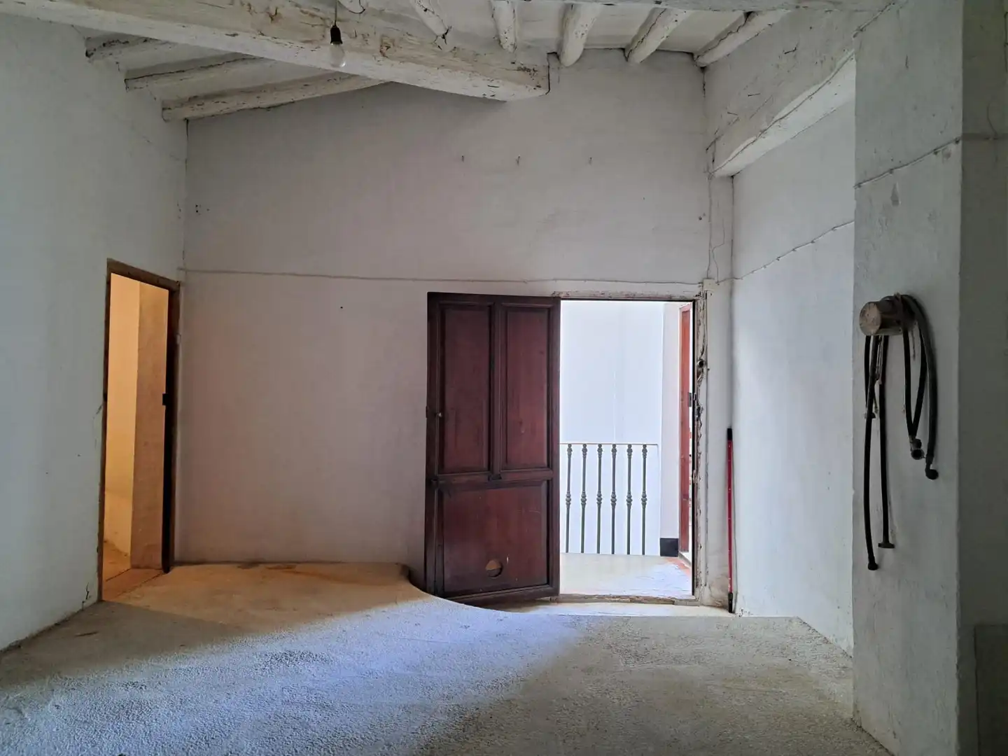 Casa adosada en venda en Requena amb Terrassa, Traster i Balcó