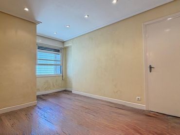 Piso con ascensor en venta en Las Arenas