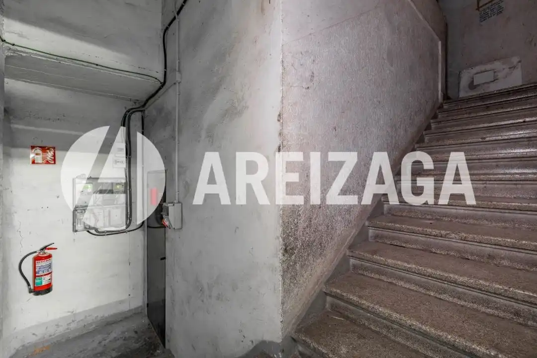 Gewerbefläche zur Miete in Ramón María Lili Pasealekua 1, imagen 38
