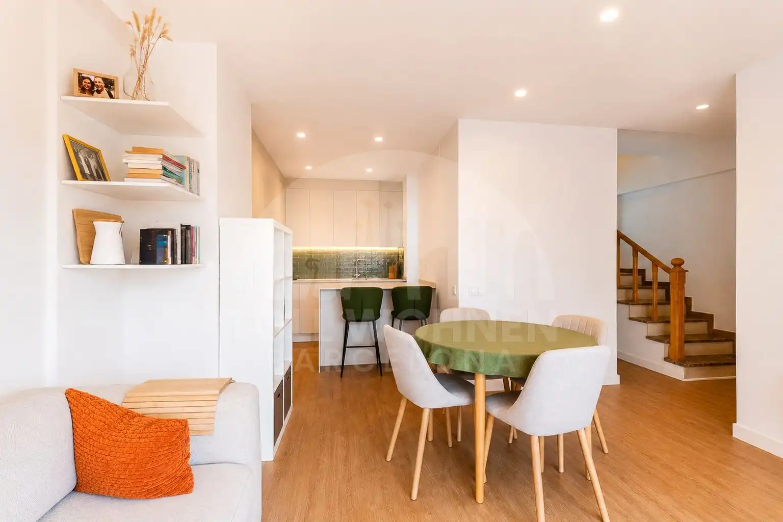 Comedor de Ático en venta en Barcelona con Aire acondicionado y Terraza