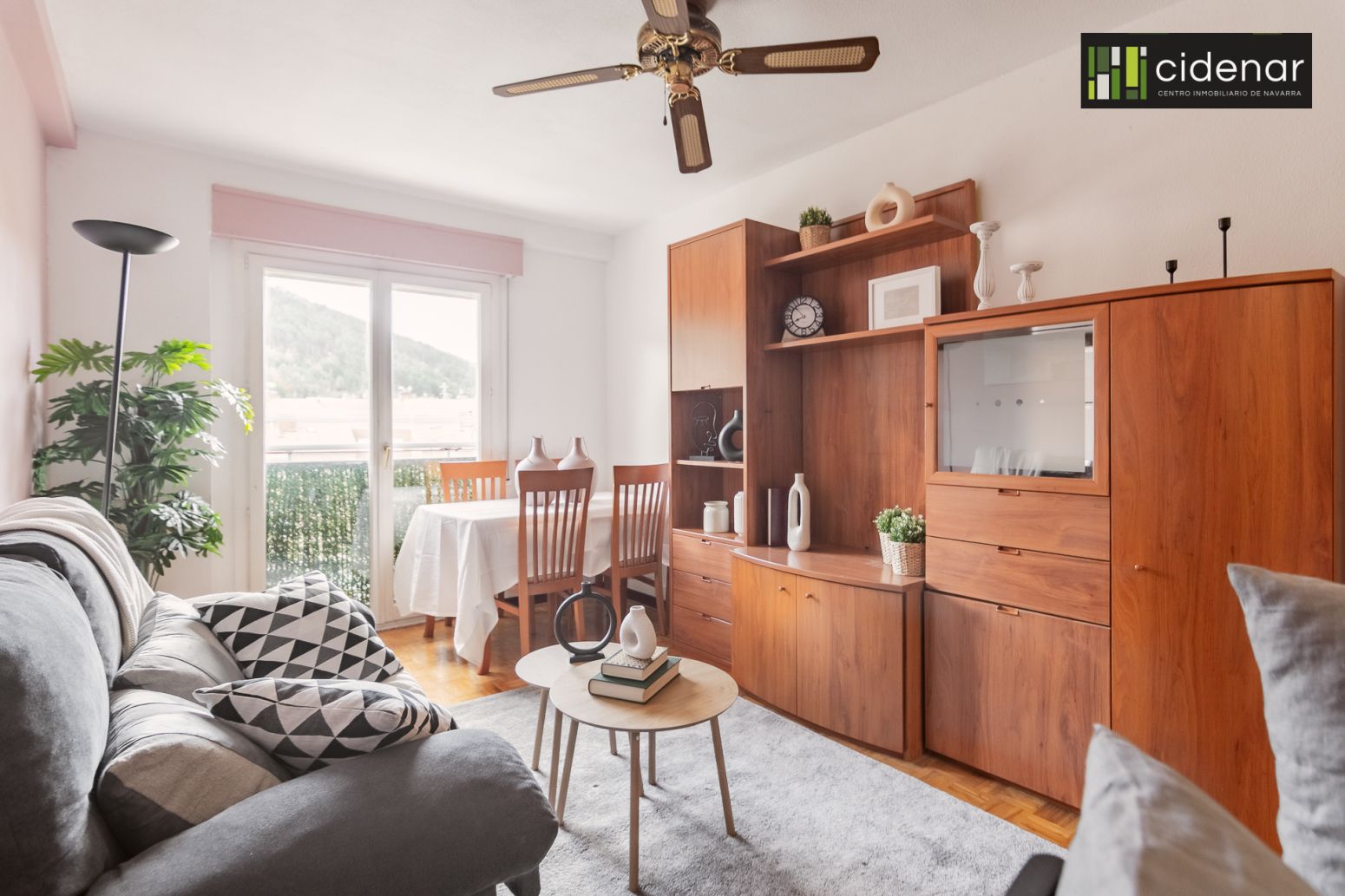 Sala d'estar de Pis en venda en Ezcabarte amb Parquet