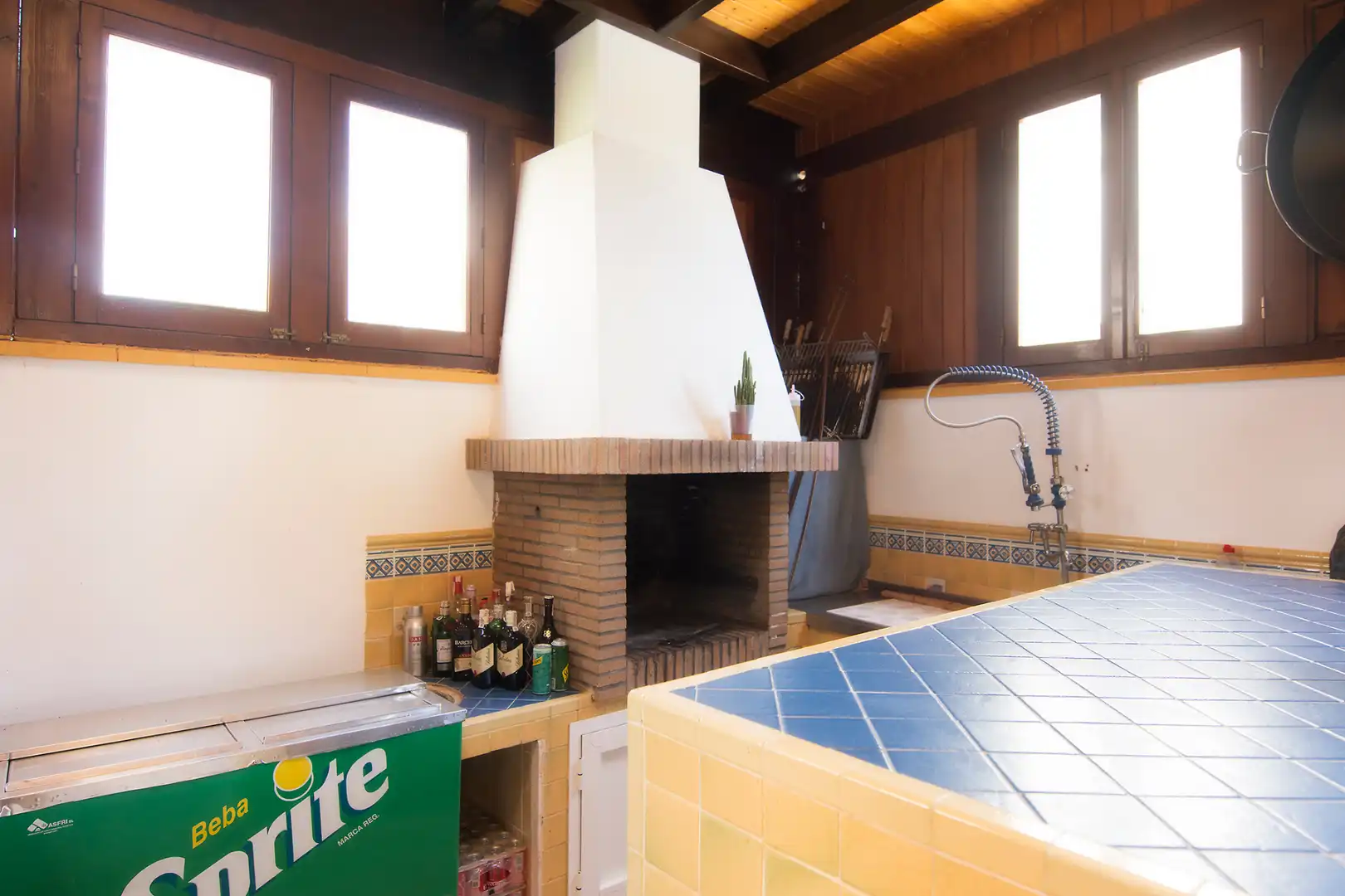 Cuina de Casa o xalet en venda en Carboneras amb Aire condicionat, Jardí privat i Terrassa