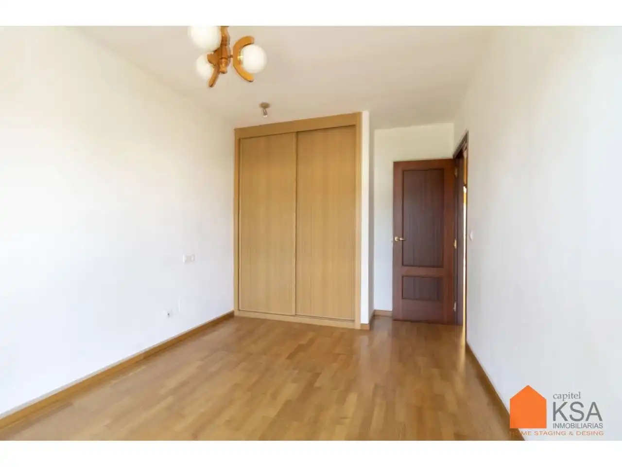 Habitación de Casa adosada en venta en Santiago de Compostela  con Jardín privado, Parquet y Terraza