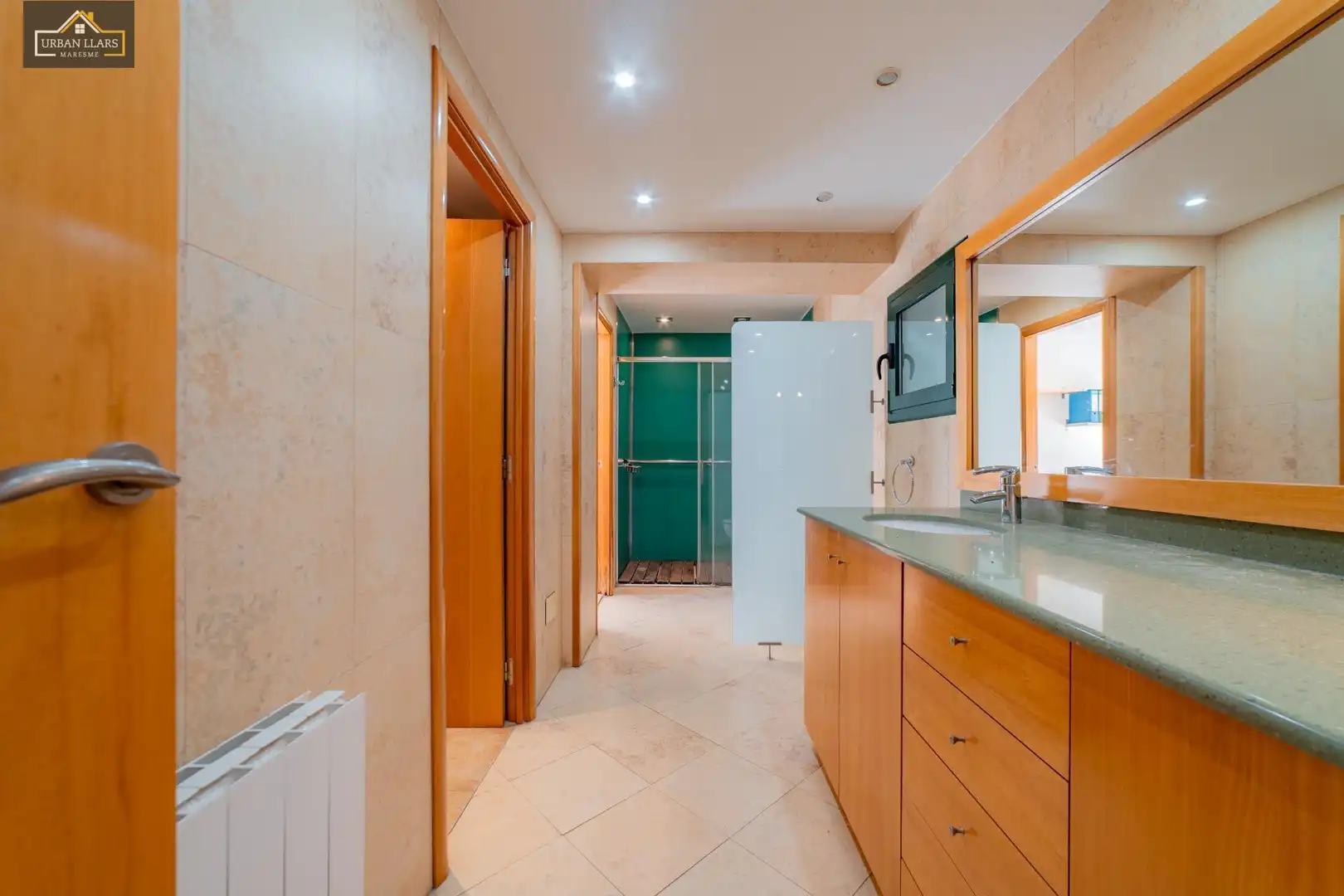 Baño de Casa o chalet en venta en Sant Vicenç de Montalt con Jardín privado, Parquet y Piscina comunitaria