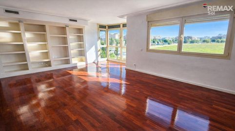 Foto 3 de Piso en venta en Sanchinarro, Madrid Capital