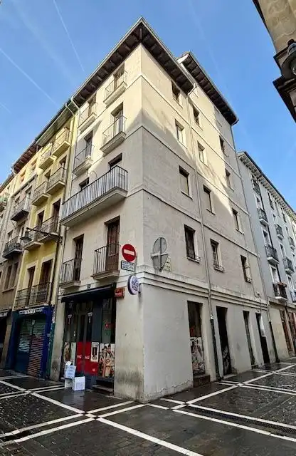 Exterior view of Flat for sale in  Pamplona / Iruña  with Air Conditioner, Furnished and Balcony