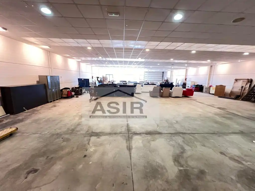 Nau industrial en venda en Benimuslem