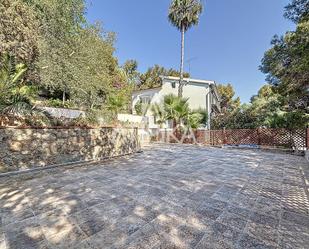 Vista exterior de Casa o xalet de lloguer en Castelldefels amb Aire condicionat, Calefacció i Terrassa