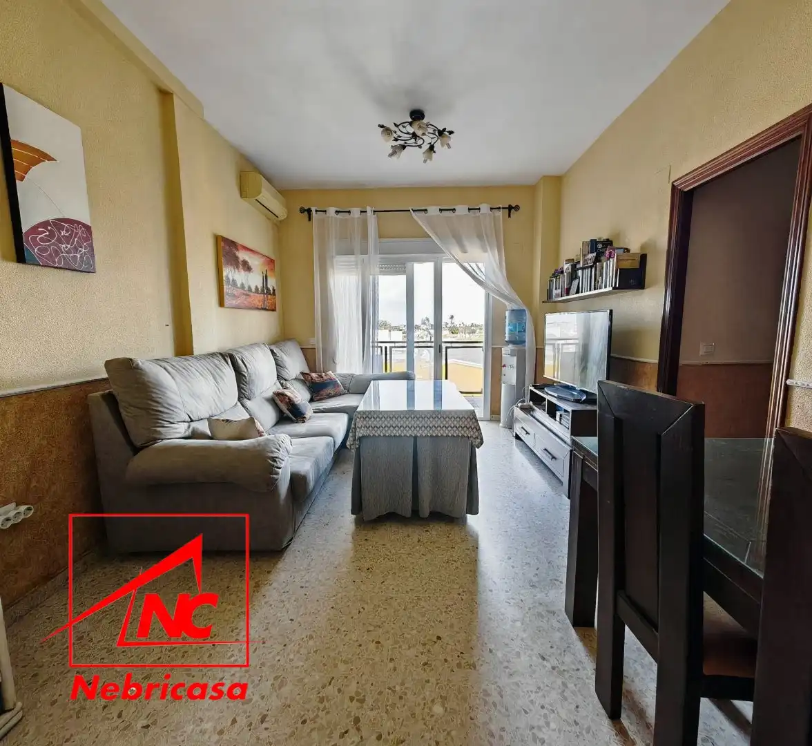 Living room of Flat for sale in Sanlúcar de Barrameda  with Air Conditioner and Furnished